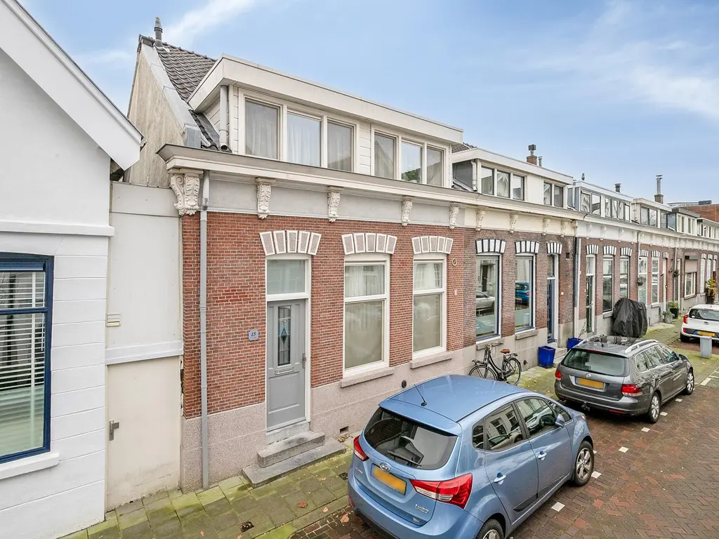 Eerste Tuinsingel 15, SCHIEDAM