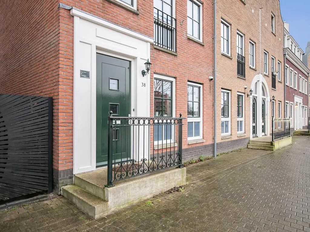 Overschiesestraat 38, SCHIEDAM