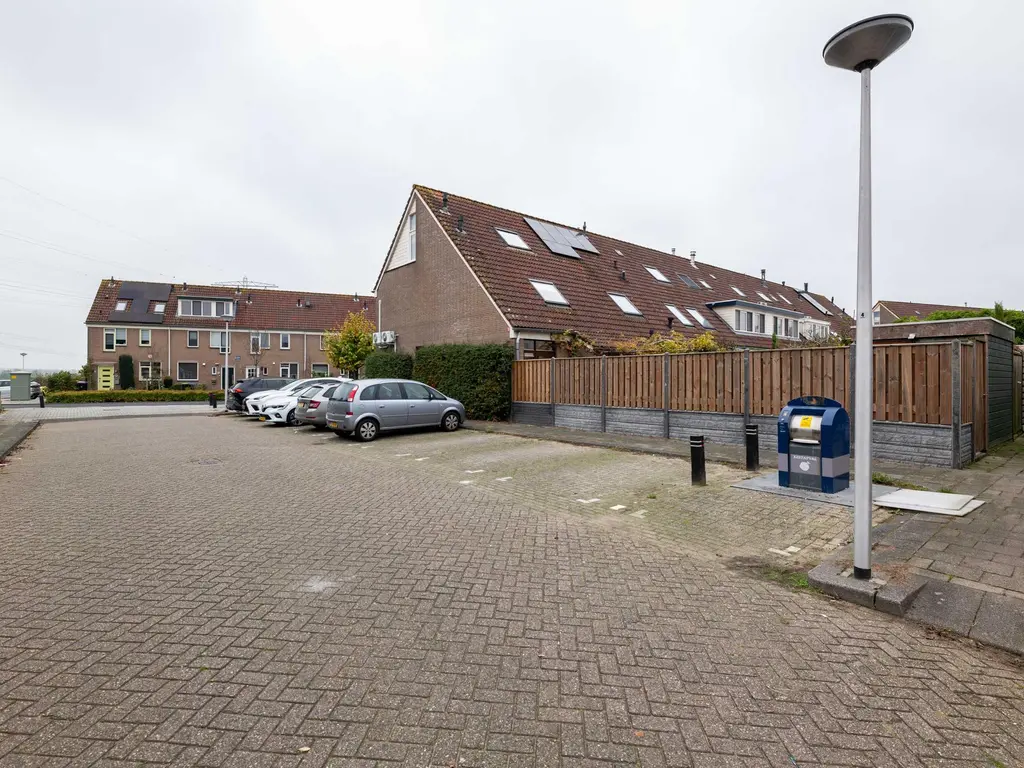 Buntgras 145, SPIJKENISSE