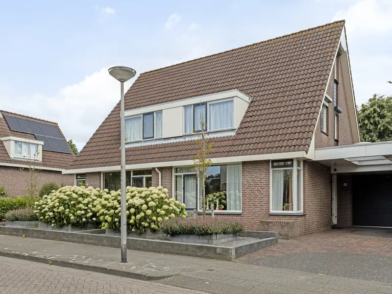 Vinkenslag 36, WOENSDRECHT