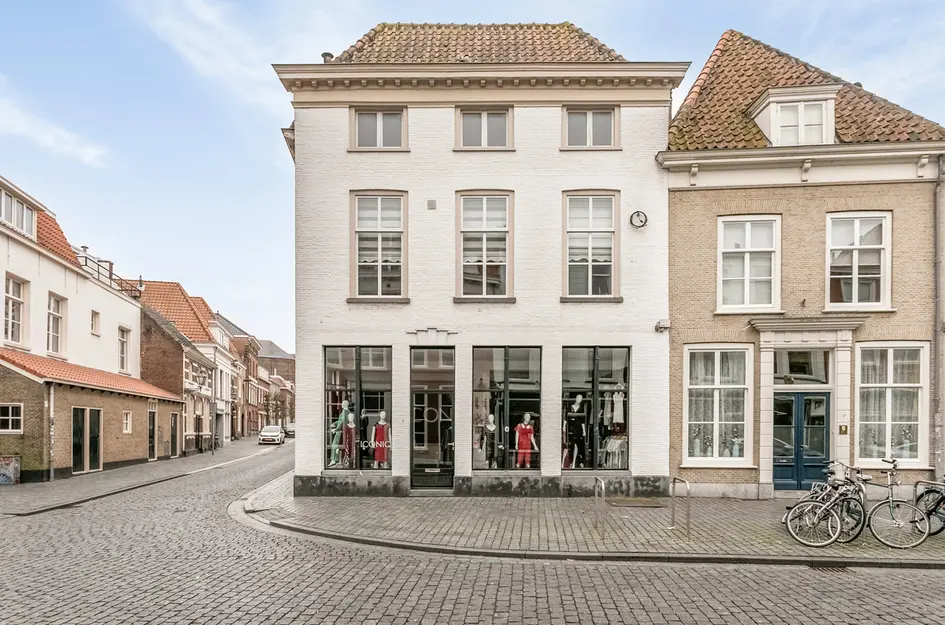 Lievevrouwestraat 7