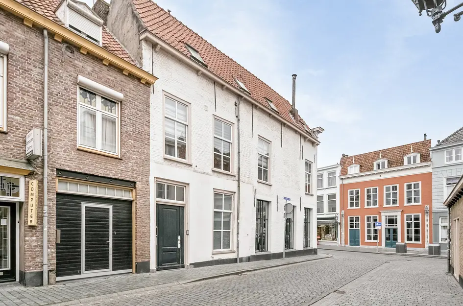 Lievevrouwestraat 7