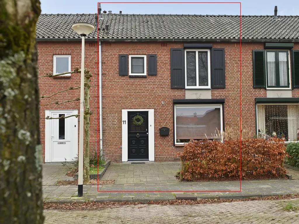 Martinus van de Mortelstraat 11, HALSTEREN