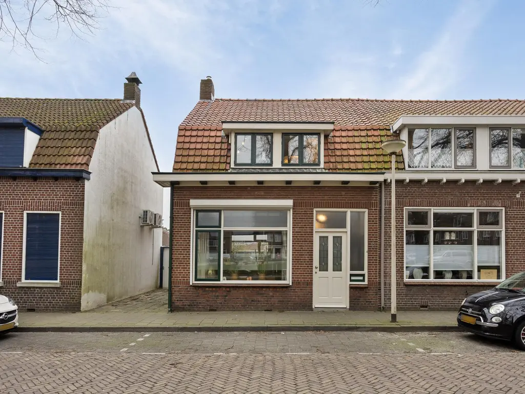 Emmaplein 11, BERGEN OP ZOOM