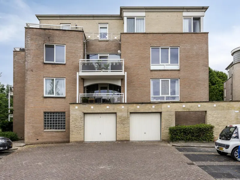 Meanderlaan 120, THOLEN