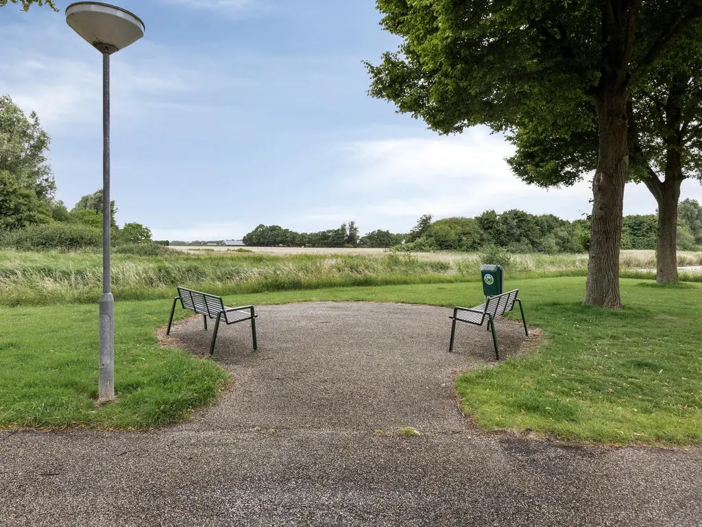 Meanderlaan 120, THOLEN