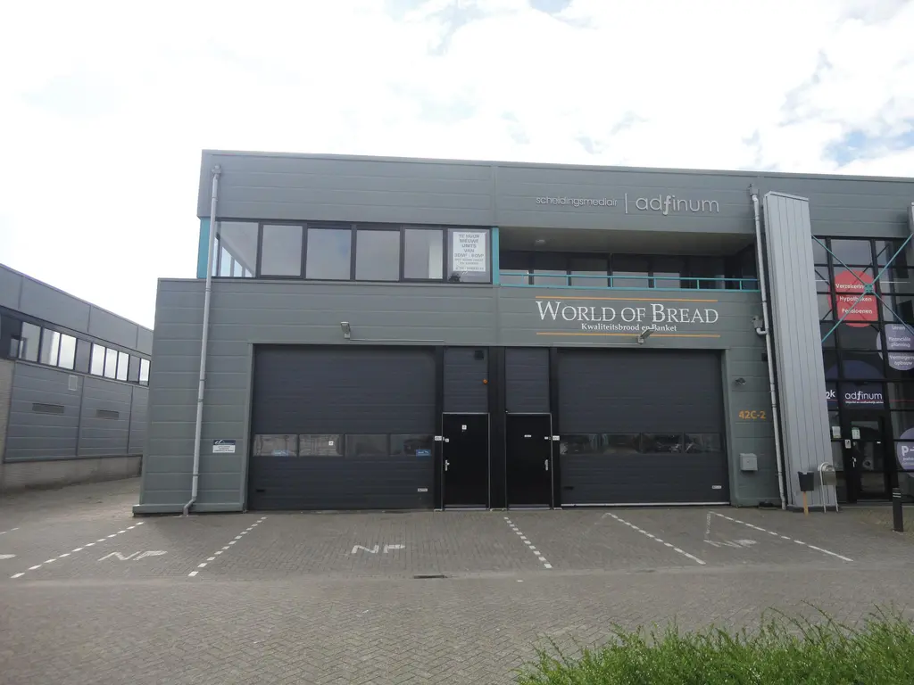 Vijfhuizenberg 42, ROOSENDAAL