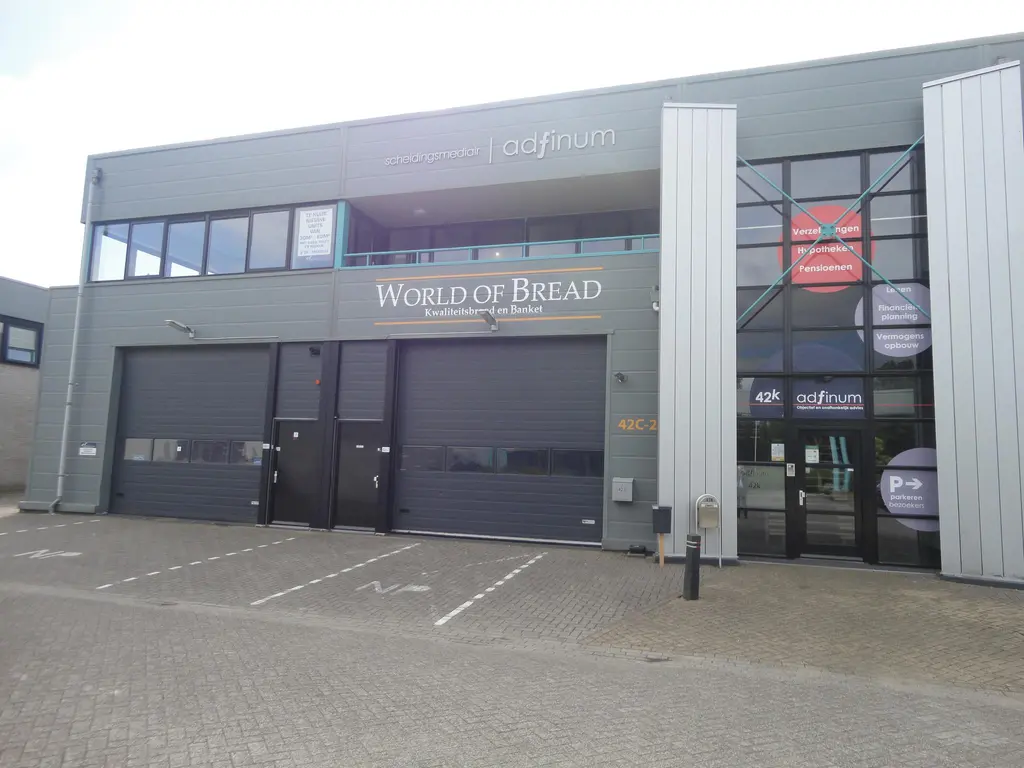 Vijfhuizenberg 42, ROOSENDAAL