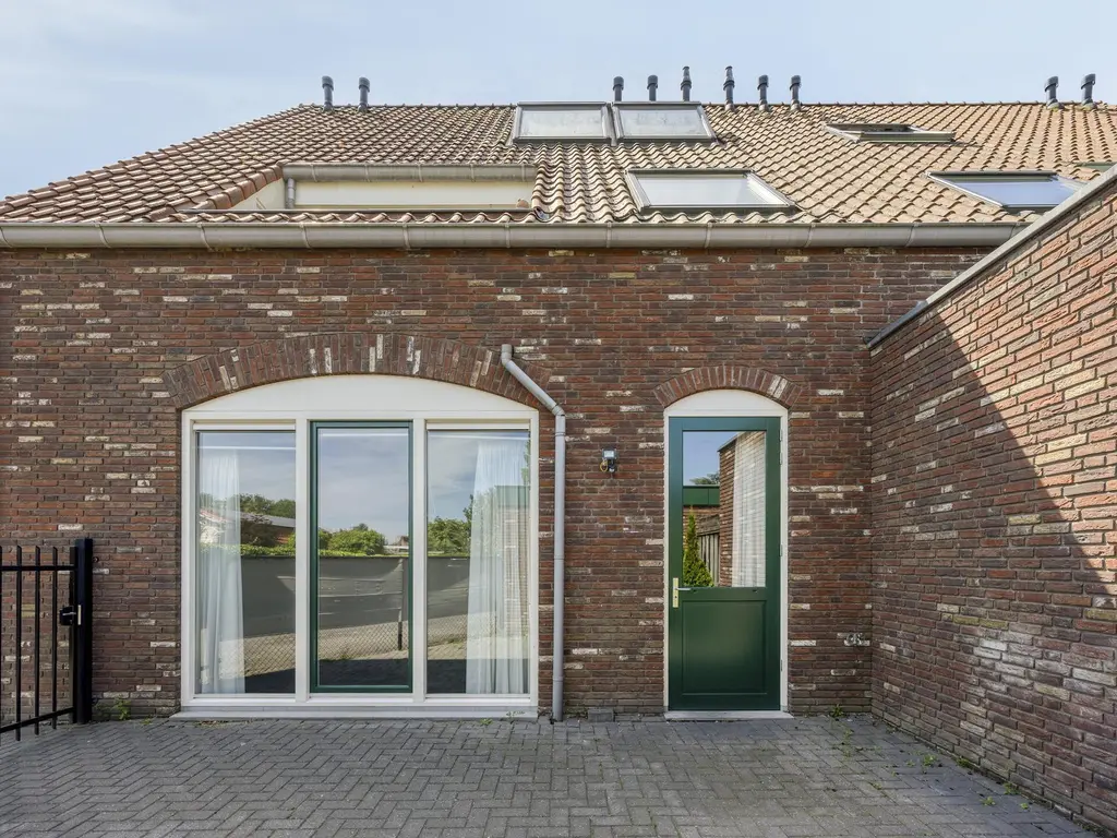 Oostdam 1a, STEENBERGEN