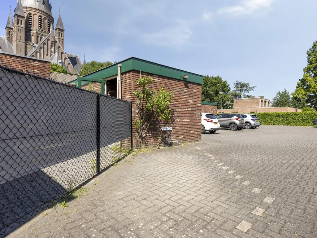 Oostdam 1a, STEENBERGEN