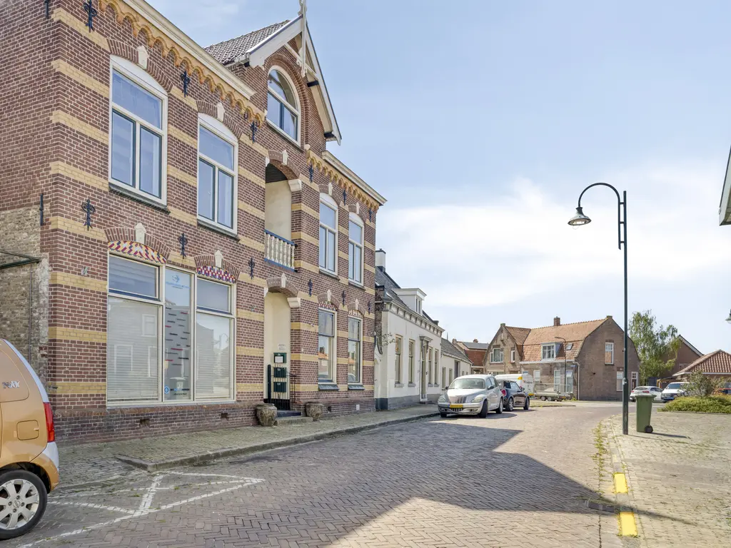 Markt 23, POORTVLIET
