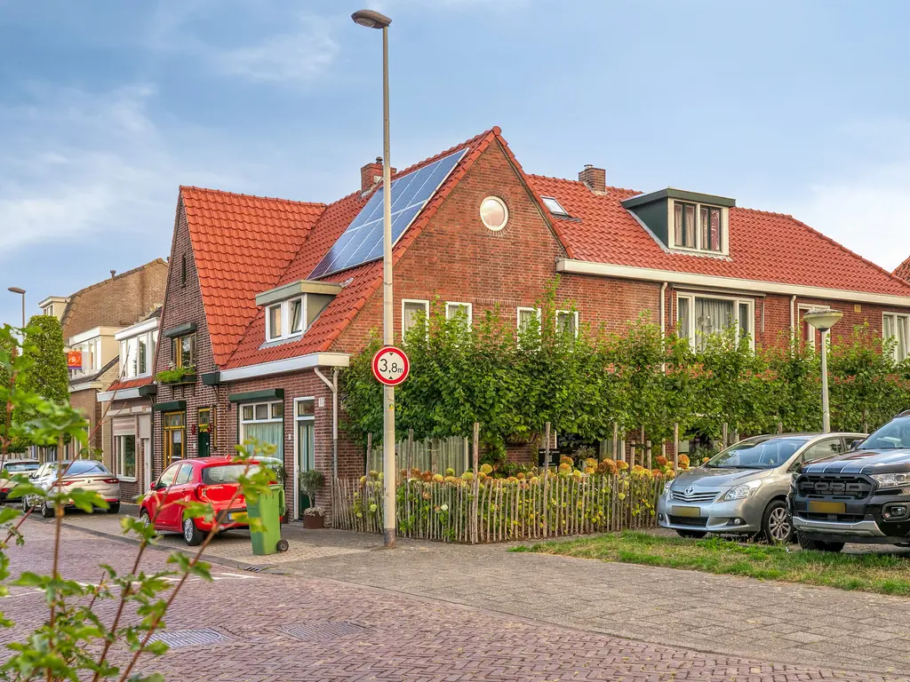 Canadalaan 1, BERGEN OP ZOOM