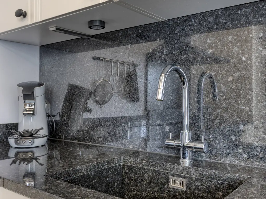 Koffiebos 3, HALSTEREN