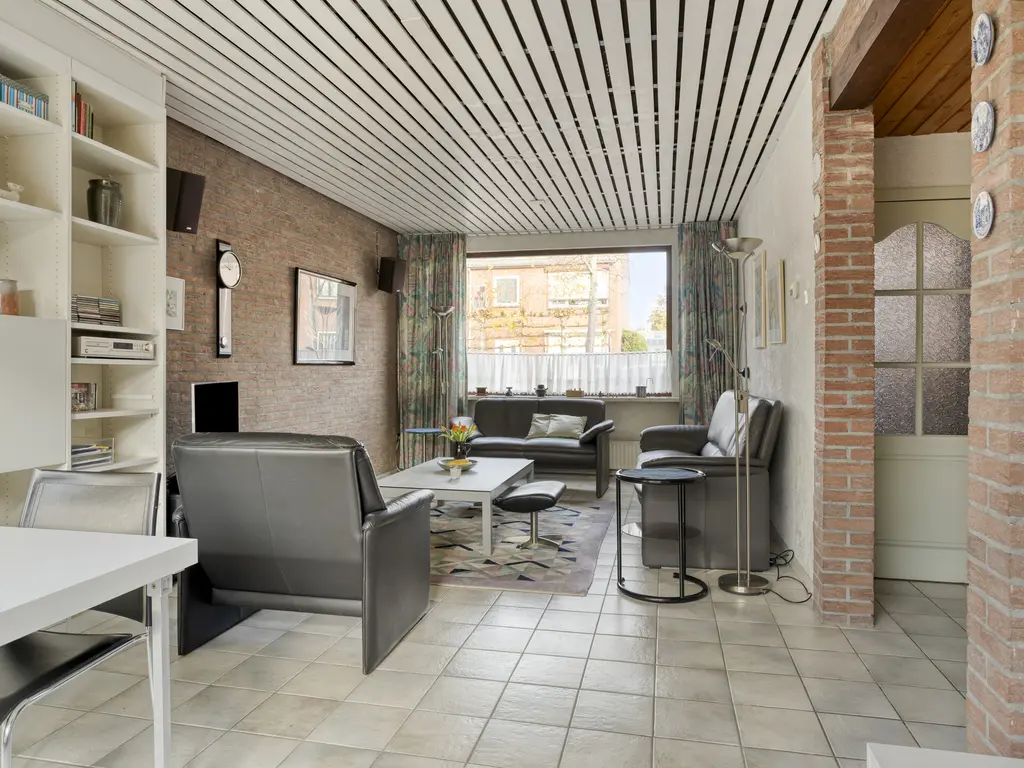 Händelstraat 3, HALSTEREN