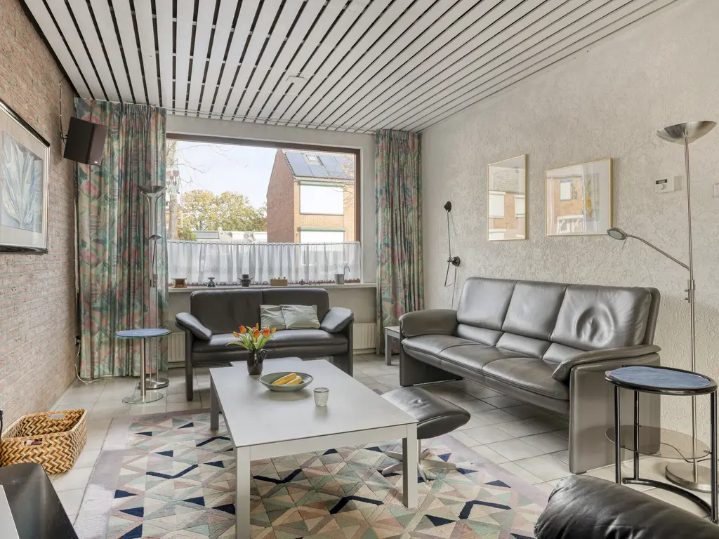 Händelstraat 3, HALSTEREN