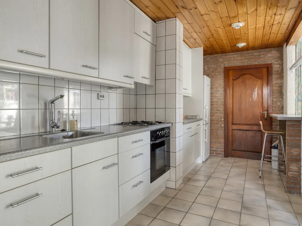 Händelstraat 3, HALSTEREN