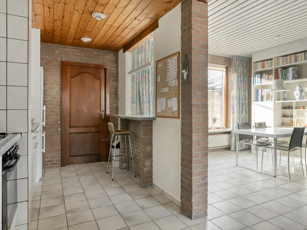 Händelstraat 3, HALSTEREN