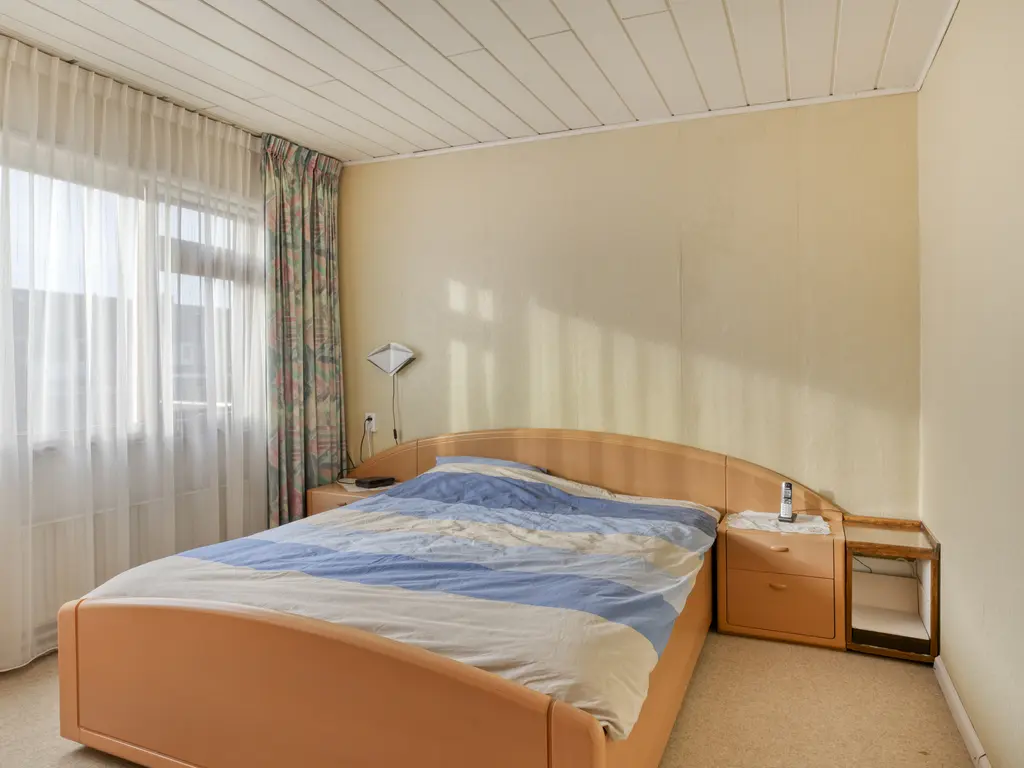 Händelstraat 3, HALSTEREN