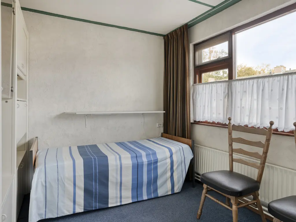 Händelstraat 3, HALSTEREN