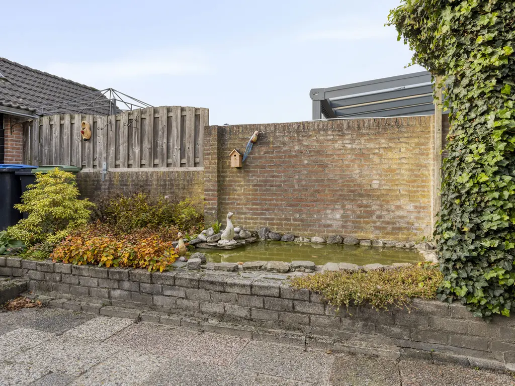 Händelstraat 3, HALSTEREN