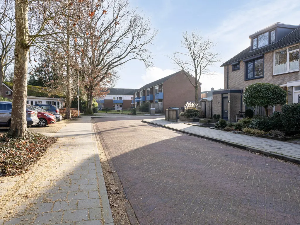 Baroniestraat 1, HUIJBERGEN