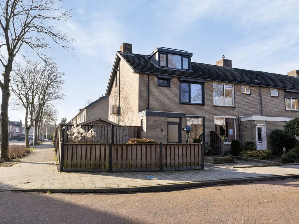 Baroniestraat 1, HUIJBERGEN