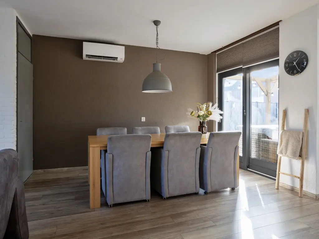 Baroniestraat 1, HUIJBERGEN