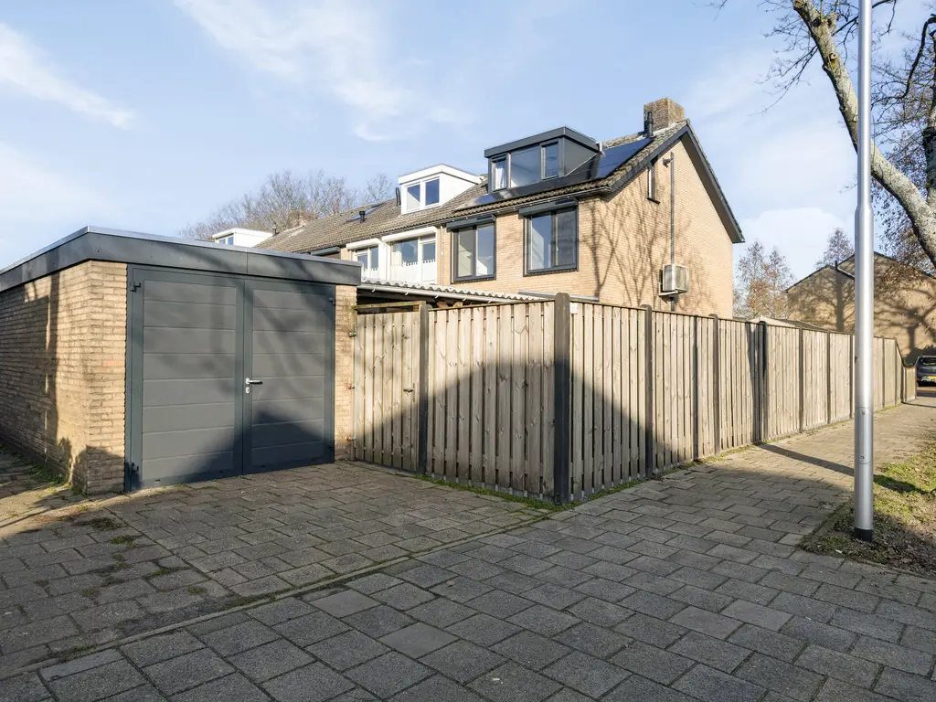 Baroniestraat 1, HUIJBERGEN