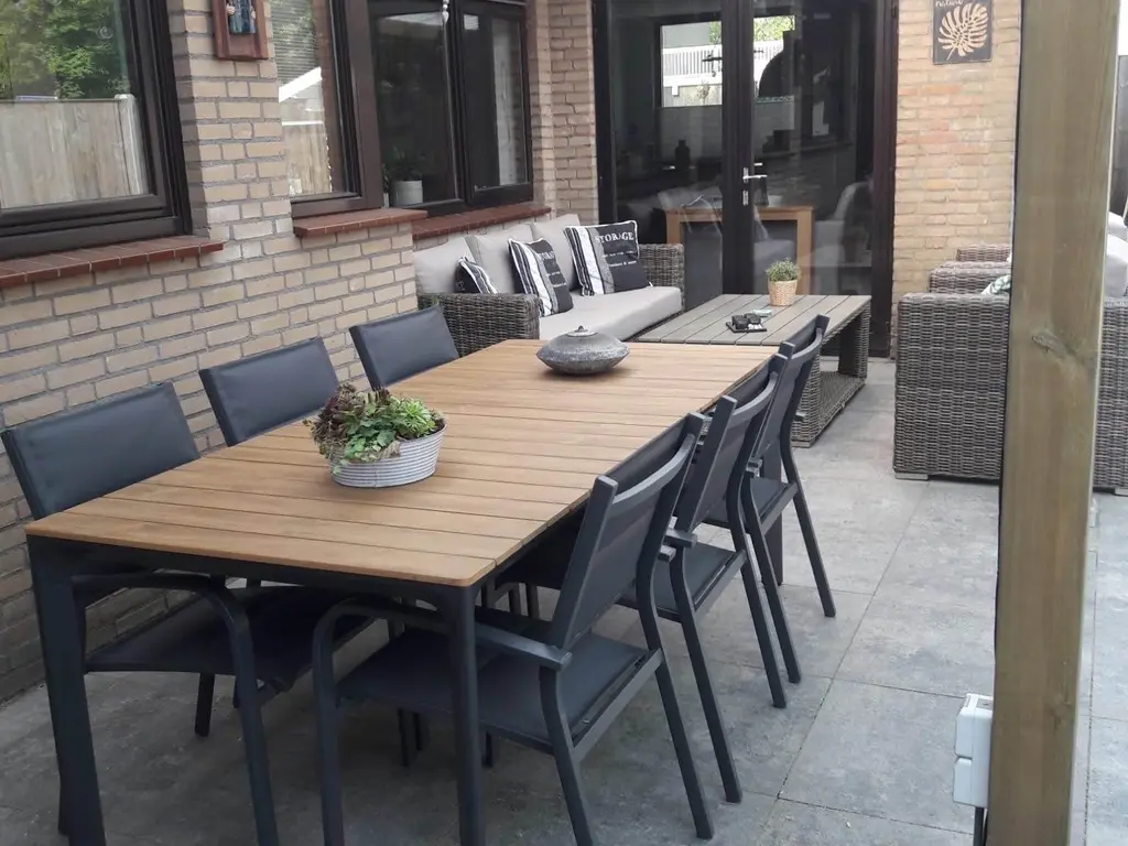 Baroniestraat 1, HUIJBERGEN