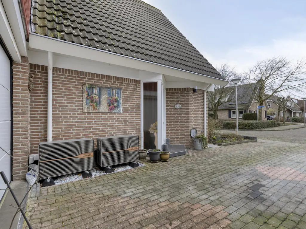 Linnenstraat 5, DINTELOORD