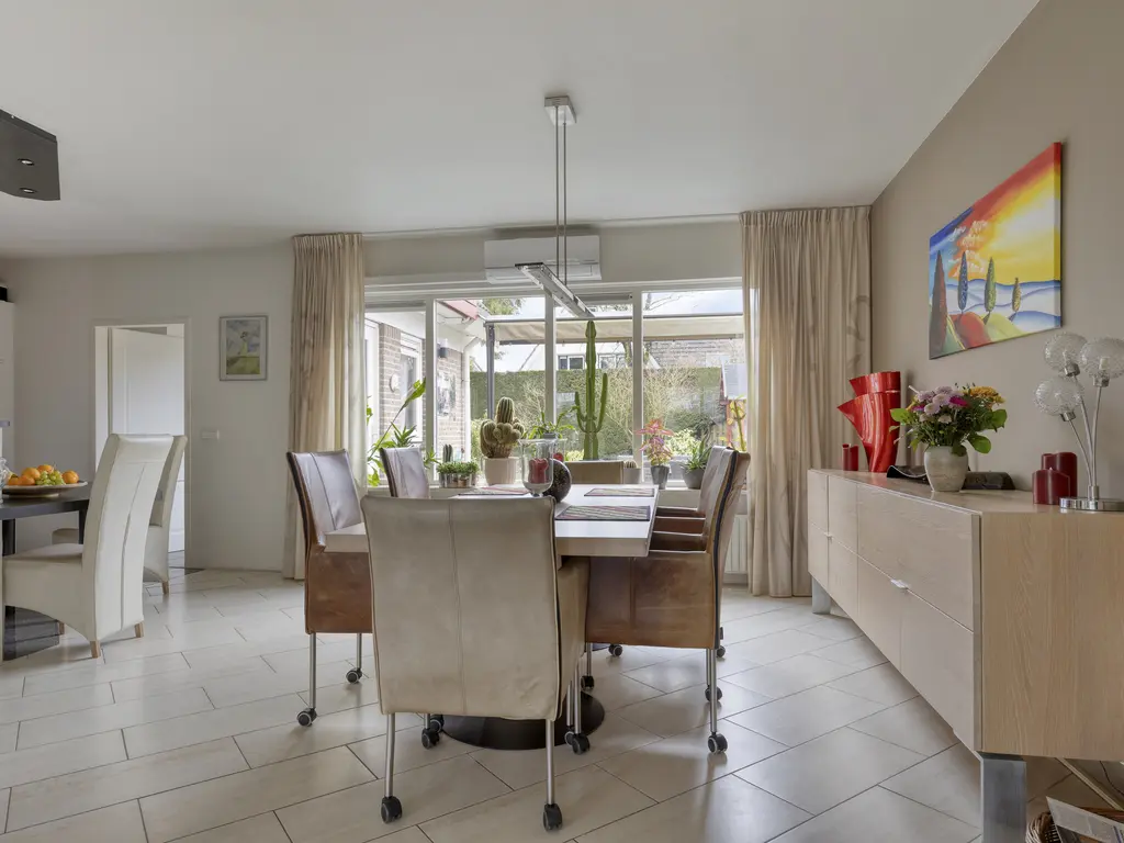 Linnenstraat 5, DINTELOORD