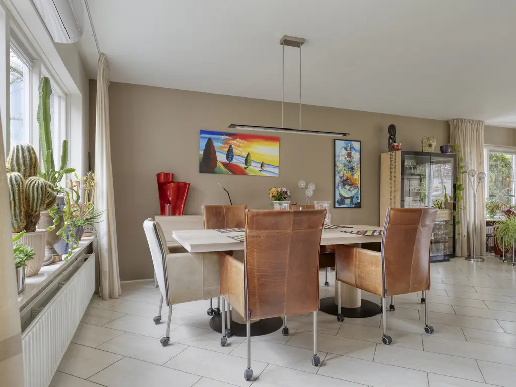 Linnenstraat 5, DINTELOORD