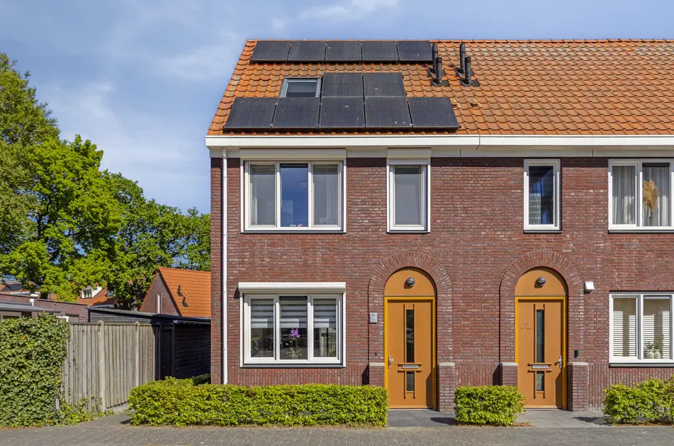 Burgemeester Blomlaan 25