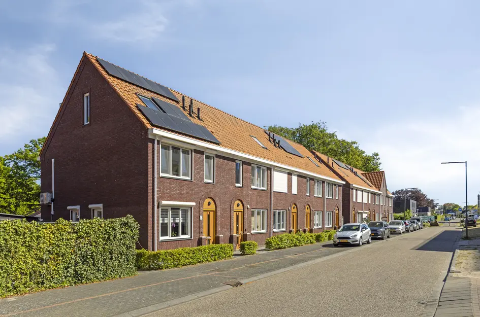 Burgemeester Blomlaan 25
