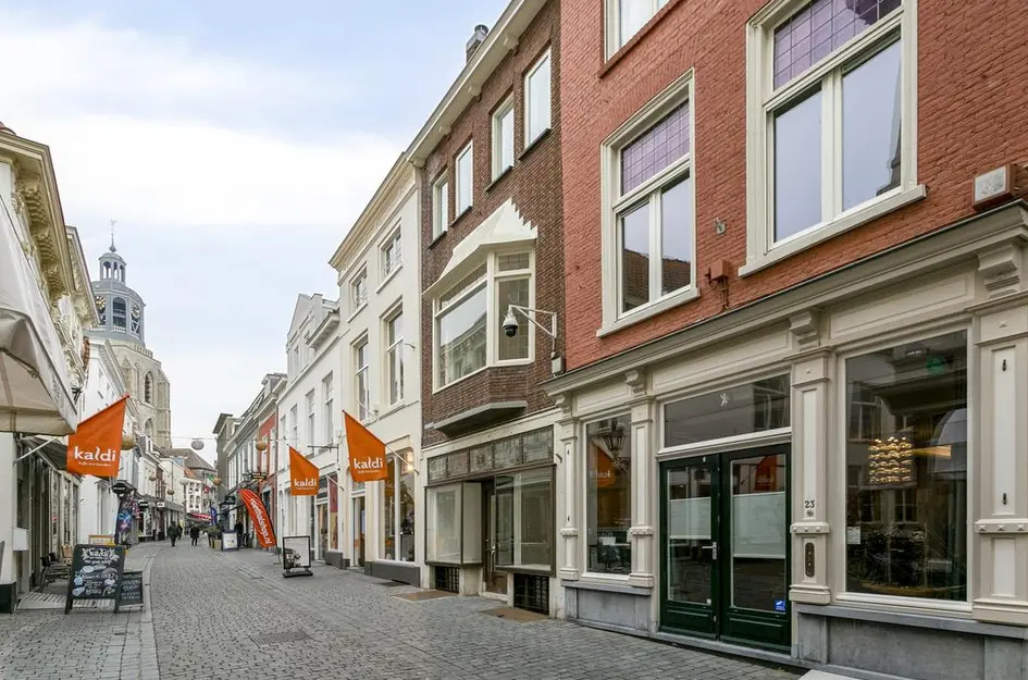 Kremerstraat 21