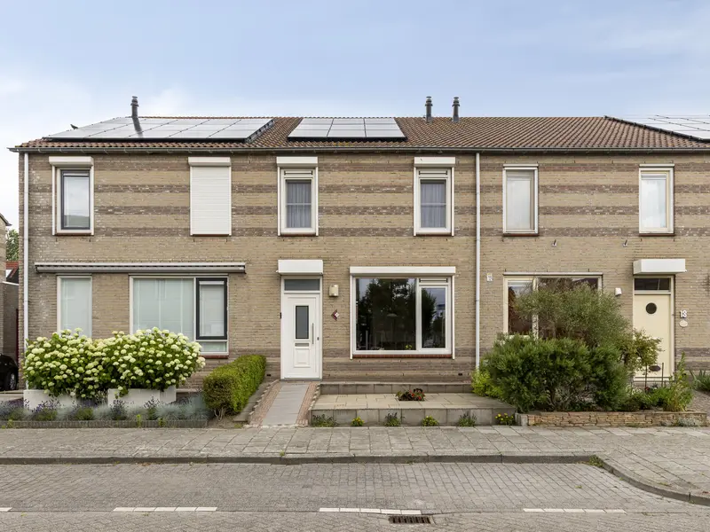 Agger 20, BERGEN OP ZOOM