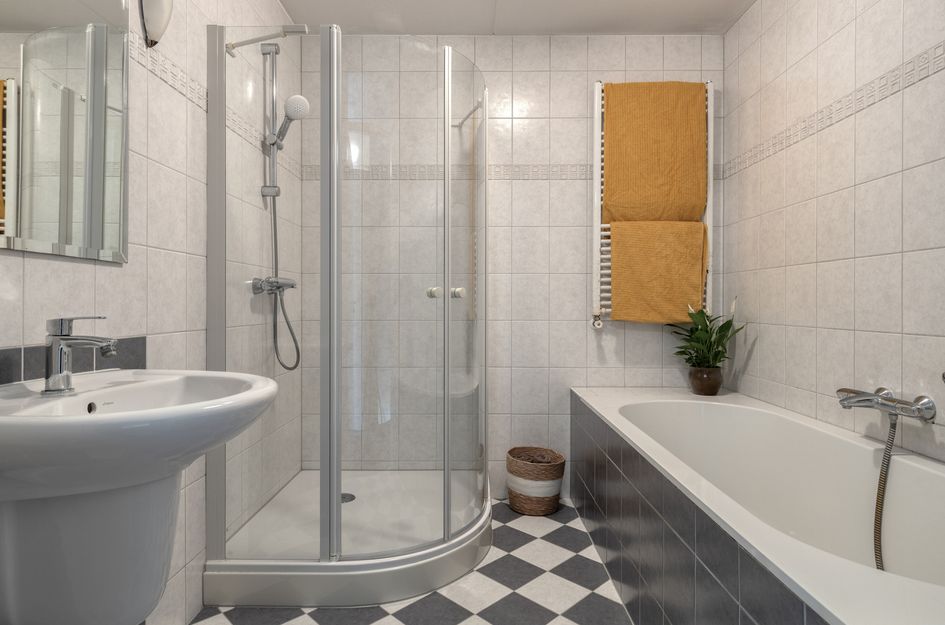 Tussenwoning te koop: Lepelaar 74, Bergen Op Zoom