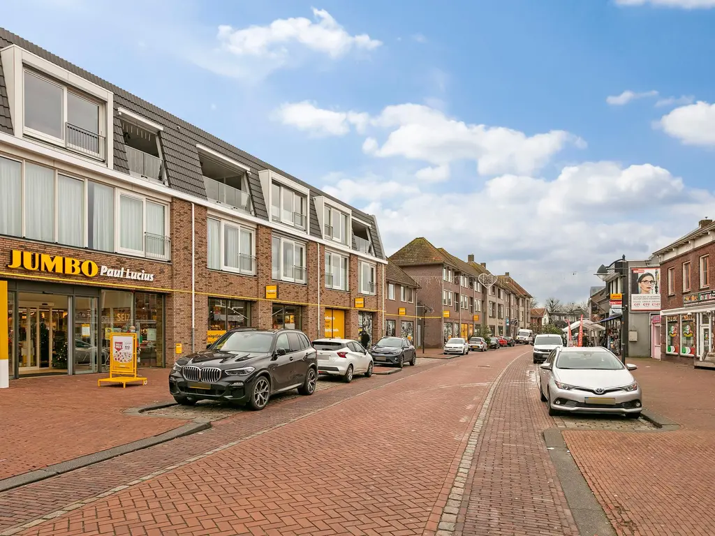 Raadhuisstraat 63, HOOGERHEIDE