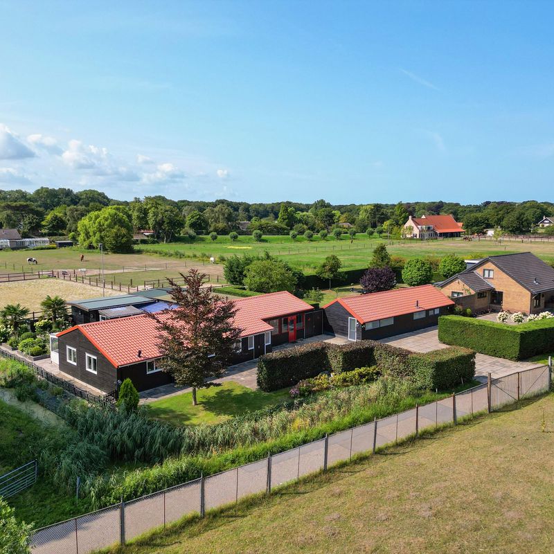 Hoefweg 6, OOSTVOORNE