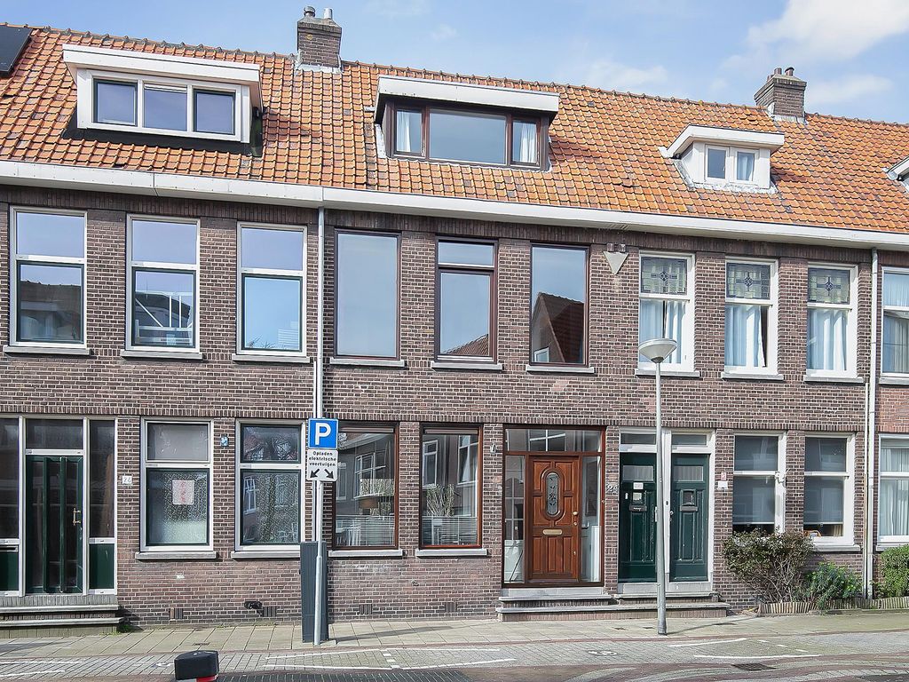 Jan Vermeerstraat 24, SCHIEDAM