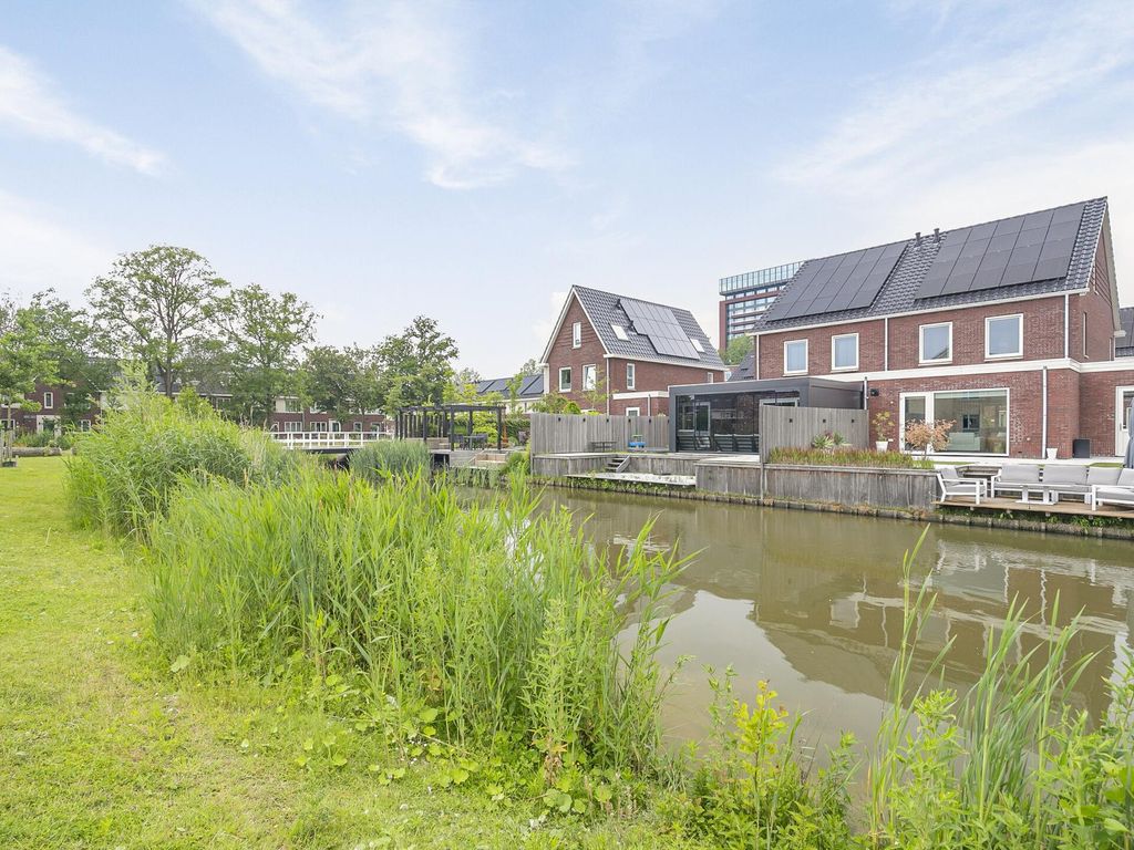 Pieter van den Hoogenbandstraat 26, SCHIEDAM