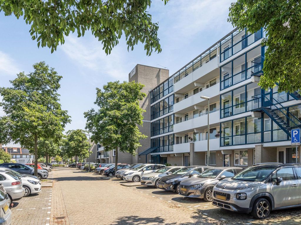 Hermanus M H Coenradistraat 73, SCHIEDAM