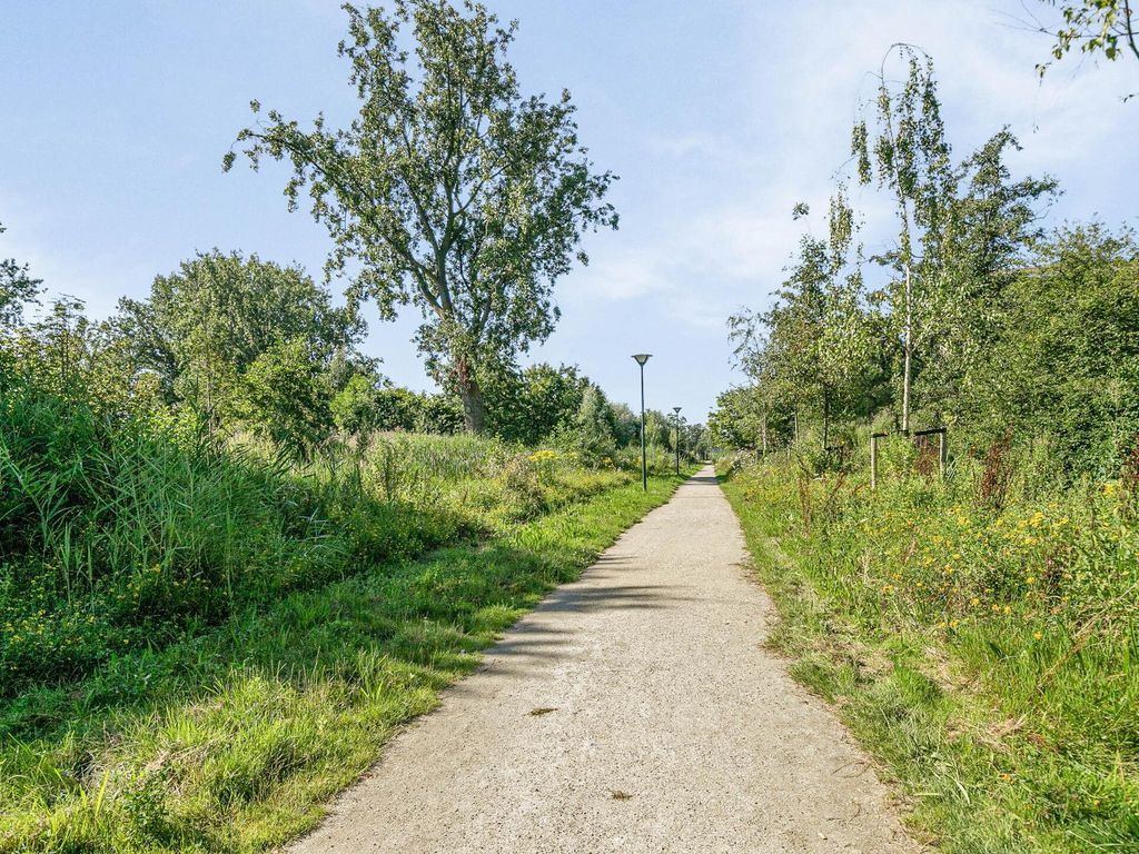 Ireen Wuststraat 78, SCHIEDAM