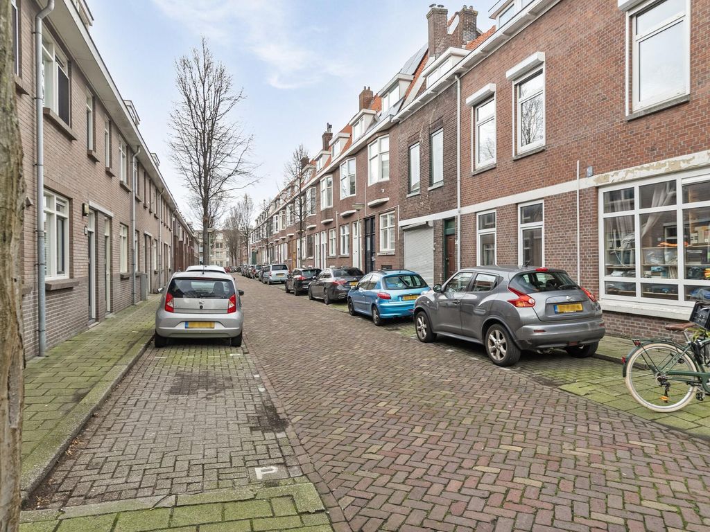 Van Leeuwenhoeckstraat 38, SCHIEDAM