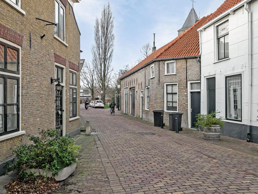 Vlaardingseweg 5, SCHIEDAM