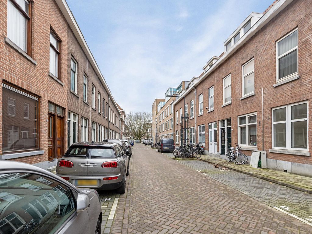 Voltastraat 14B, SCHIEDAM