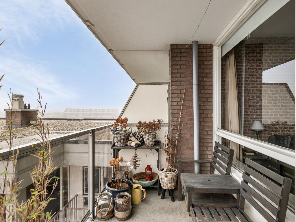 Over de Vesten 81, SCHIEDAM