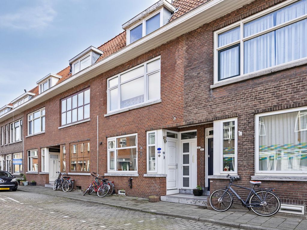 Cartesiusstraat 21A, SCHIEDAM
