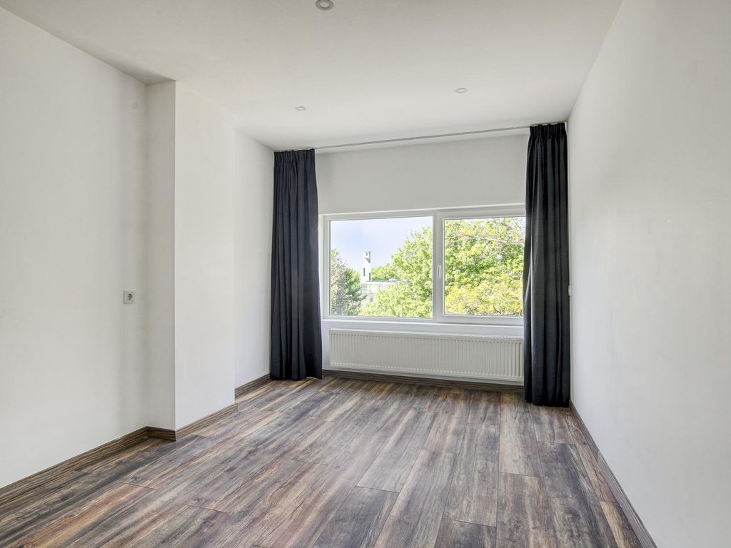 Vlaardingerdijk 123A, SCHIEDAM