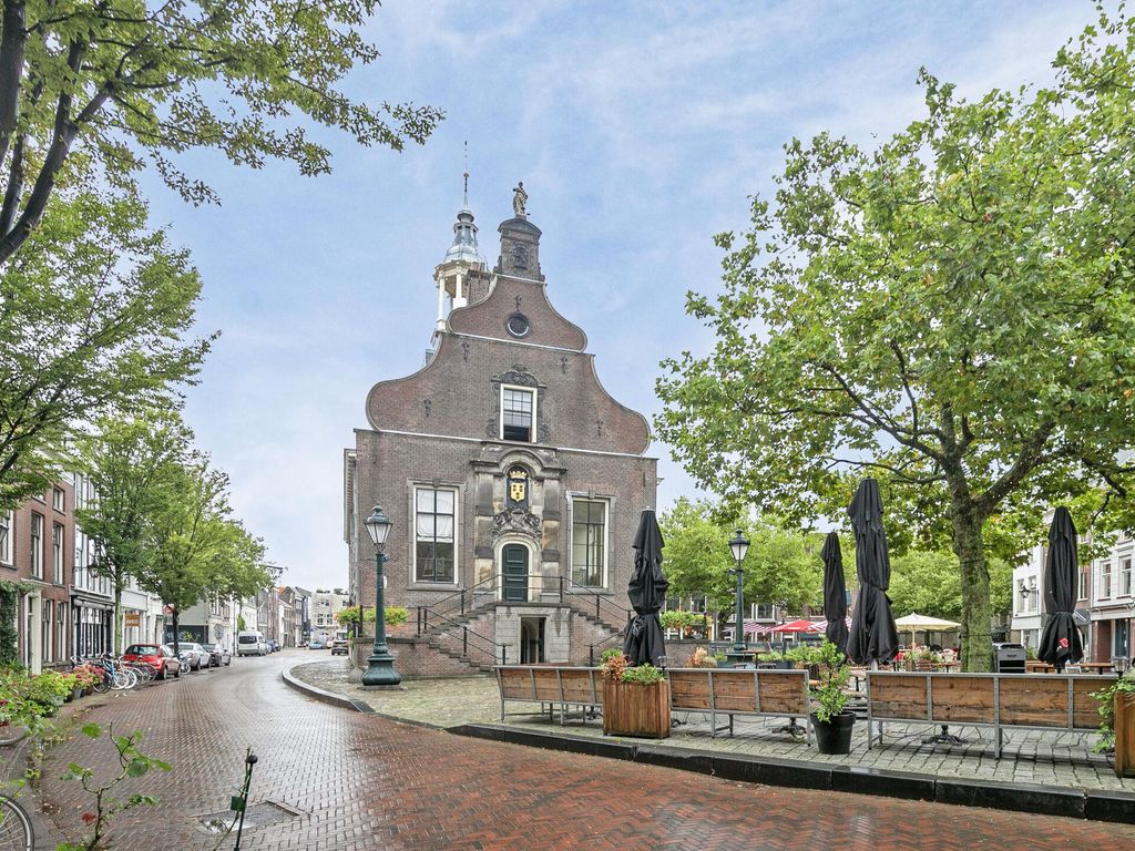 Roosbeek 24, SCHIEDAM